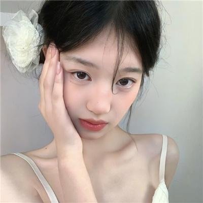 薇拉与伊娃
